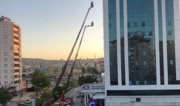 Gaziantep'te Özel Hastanede Yangın Gaziantep'te Özel Hastanede Yangın