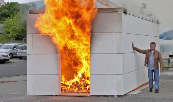 Fabrika Yangınlarındaki Hasar, Yanmaz Malzemeyle Azaltılabilir