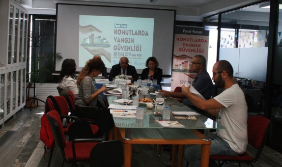 Konutlarda Yangın Güvenliği Paneli Tanıtım Toplantısı Yapıldı Konutlarda Yangın Güvenliği Paneli Tanıtım Toplantısı Yapıldı