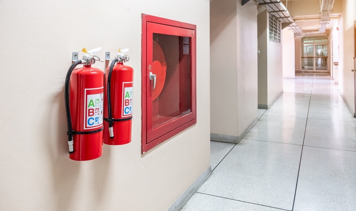 "Binaların Yangından Korunması Hakkında Yönetmelik Kılavuzu" Yayımlandı "Binaların Yangından Korunması Hakkında Yönetmelik Kılavuzu" Yayımlandı