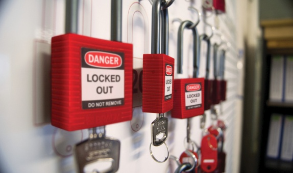 Brady'den: Verimlilik ve İş Yerinde Güvenliğe Gereken Özenin Gösterilmesini Sağlar Brady'den: Verimlilik ve İş Yerinde Güvenliğe Gereken Özenin Gösterilmesini Sağlar