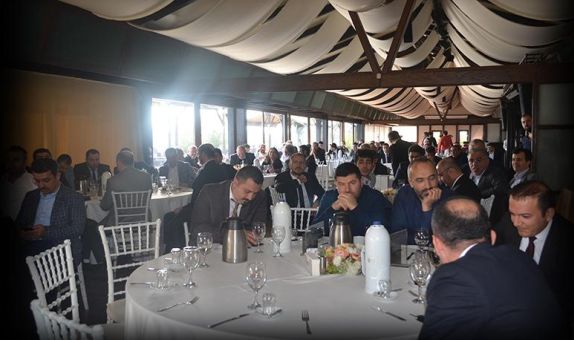 Duyar Vana Bayileriyle Kahvaltı'da Buluştu