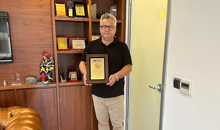 İSİB'den Norm Teknik'e Teşekkür Plaketi İSİB'den Norm Teknik'e Teşekkür Plaketi