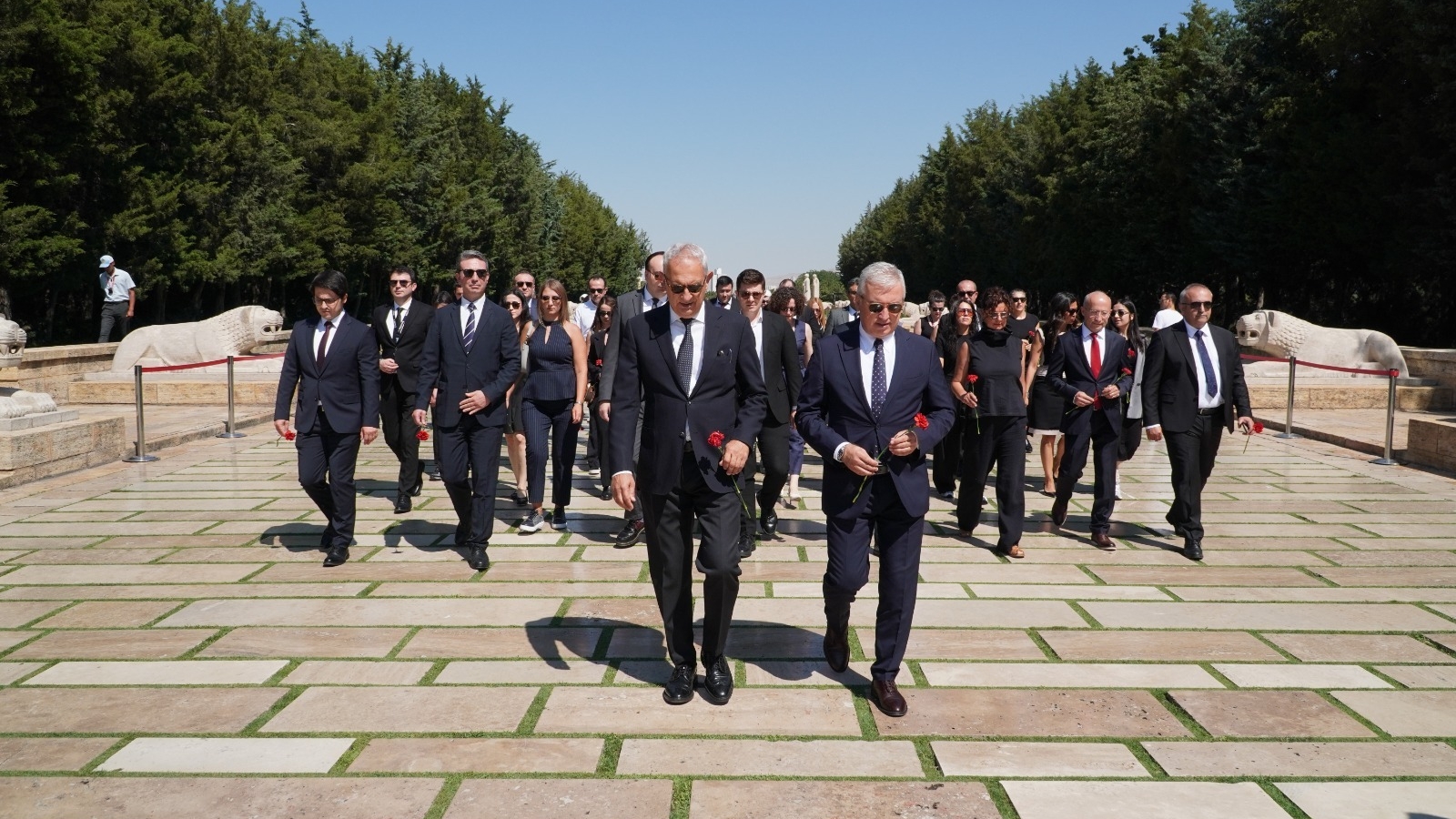 Securitas, Türkiye'deki 20'nci Kuruluş Yıl Dönümünü Anıtkabir Ziyaretiyle Taçlandırdı Securitas, Türkiye'deki 20'nci Kuruluş Yıl Dönümünü Anıtkabir Ziyaretiyle Taçlandırdı