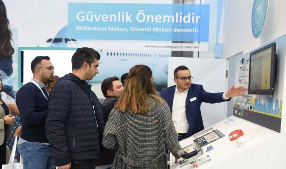 Siemens Bina Ürünleri Bölümü,  TÜYAK 2019'a Katıldı