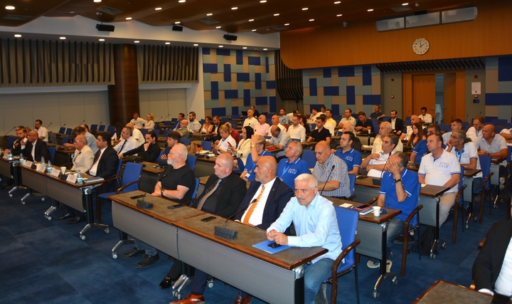 Tesis Yönetim Sektörü Profesyonelleri İzmir'de Buluştu Tesis Yönetim Sektörü Profesyonelleri İzmir'de Buluştu