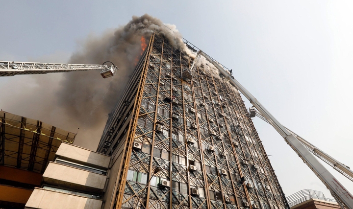 Ticari Bina Yapılarında İtfaiyecilerin Termal Risklerinin Makine Öğrenimi ile Tespiti Ticari Bina Yapılarında İtfaiyecilerin Termal Risklerinin Makine Öğrenimi ile Tespiti