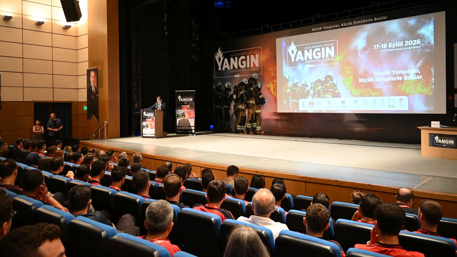 Uluslararası Katılımlı Yangın Sempozyumu ve Sergisi 2026 Yoğun İlgi<br/>ve Katılımla Gerçekleşti