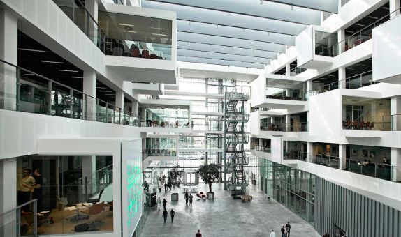 Atriumların Yangından Korunması Atriumların Yangından Korunması