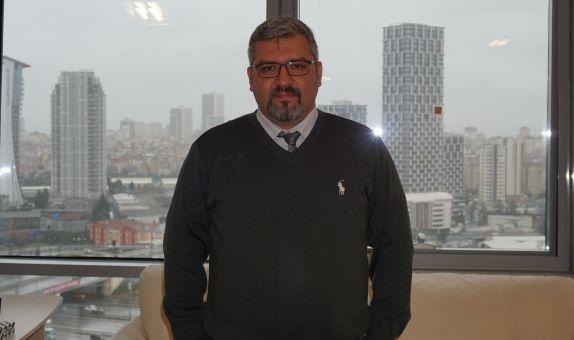 Serhan Kürkçü: 'Mevzuatın Ötesinde Çözümler Sunulmalı' Serhan Kürkçü: 'Mevzuatın Ötesinde Çözümler Sunulmalı'
