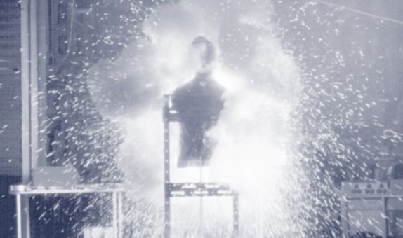 Elektrik Ark Tehlikeleri ve Elektrik Ark Patlamalarına Karşı Korunma Elektrik Ark Tehlikeleri ve Elektrik Ark Patlamalarına Karşı Korunma