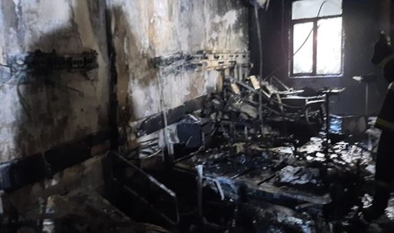 Gaziantep'te Hastane Yoğun Bakımında Yangın Gaziantep'te Hastane Yoğun Bakımında Yangın